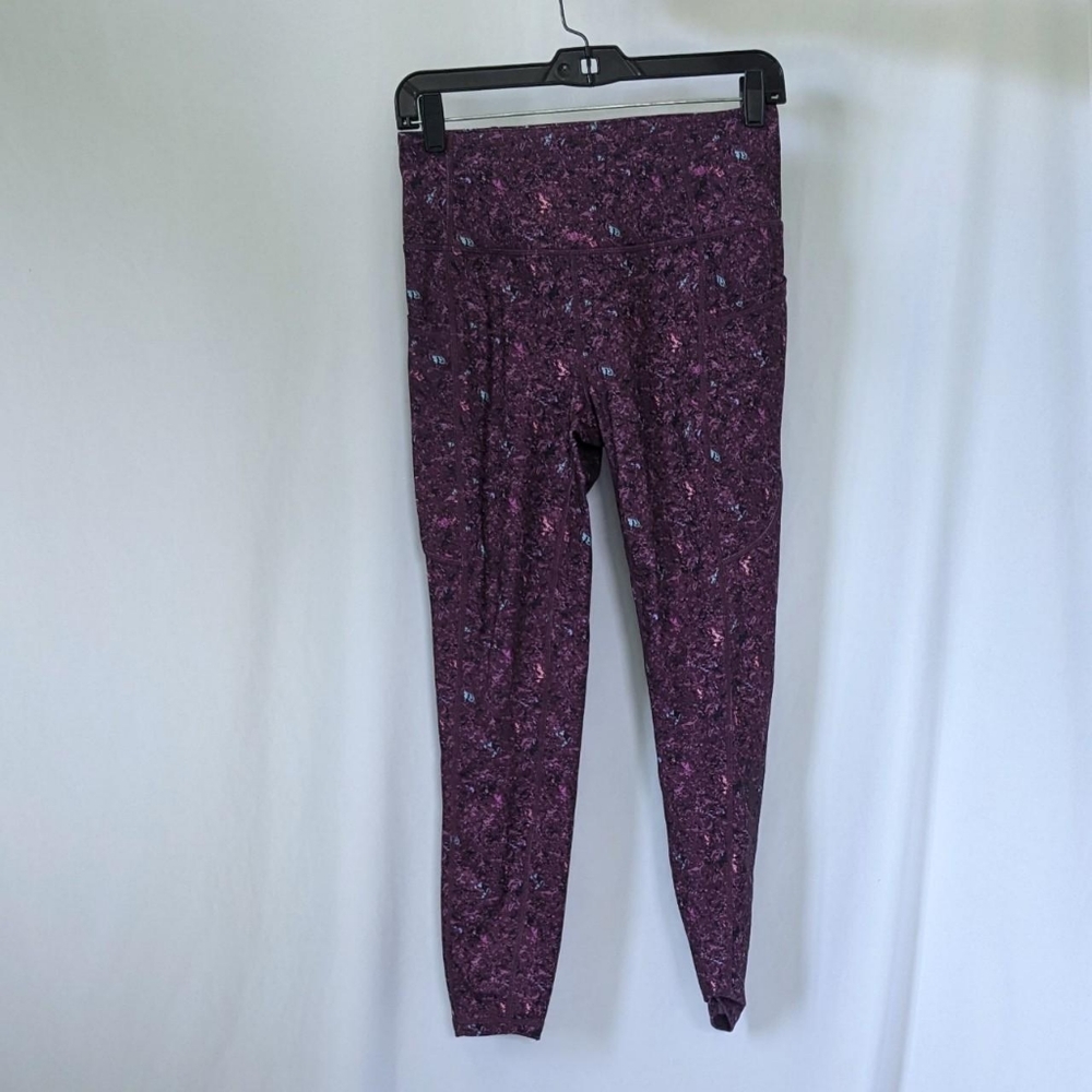 Reebok patterned leggings